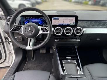 Mercedes EQB 350 Advanced — photo 12