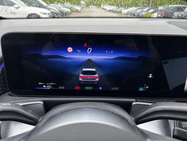 Mercedes EQB 350 Advanced — photo 17
