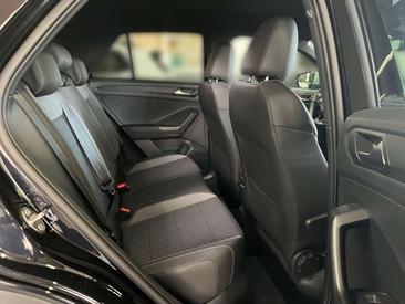 Volkswagen T-Roc 4Motion R — photo 13