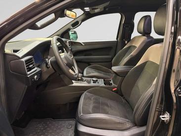Volkswagen Amarok TDI 4Motion Style Black — photo 9