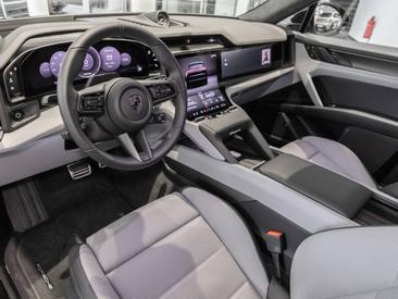 Porsche Cayenne E4 Turbo Electric — photo 13