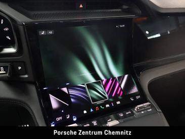 Porsche Cayenne E4 Coupé Electric — photo 26