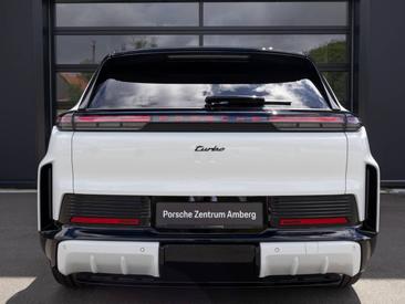 Porsche Cayenne E4 Turbo Electric — photo 4