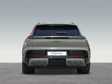 Porsche Cayenne E4 Electric — photo 5