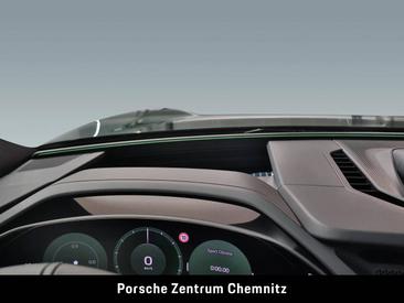 Porsche Cayenne E4 Coupé Electric — photo 30