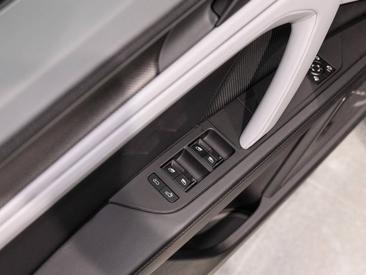 Porsche Cayenne E4 Turbo Electric — photo 23