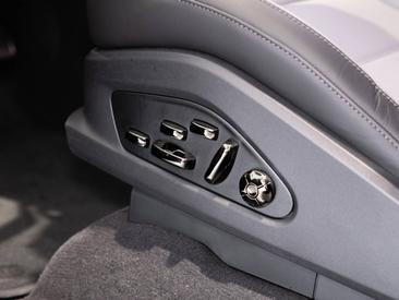 Porsche Cayenne E4 Turbo Electric — photo 24