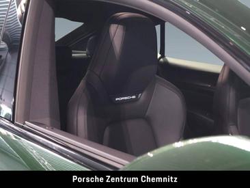 Porsche Cayenne E4 Coupé Electric — photo 33