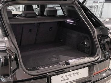Porsche Cayenne E4 Turbo Electric — photo 26