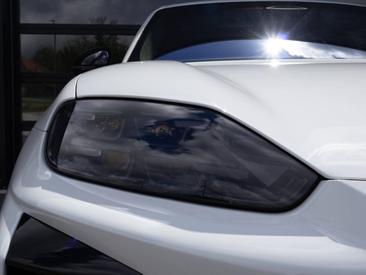 Porsche Cayenne E4 Turbo Electric — photo 10