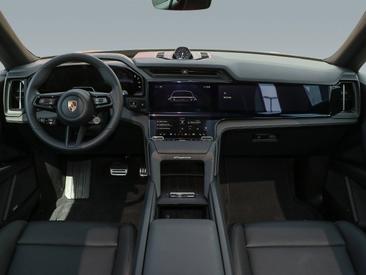 Porsche Cayenne E4 Electric — photo 11