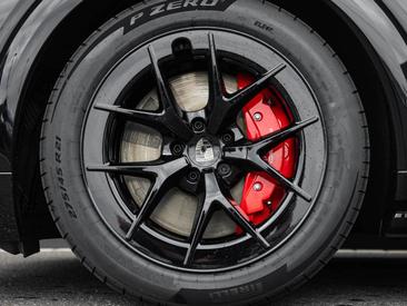 Porsche Cayenne E4 Turbo Electric — photo 4