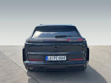 Porsche Cayenne E4 Turbo Electric — photo 4