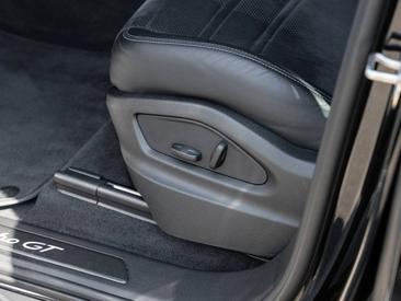 Porsche Cayenne III Turbo GT — photo 18