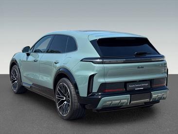 Porsche Cayenne E4 Turbo Electric — photo 3