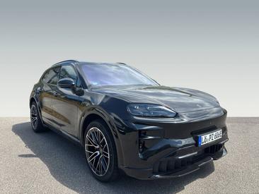 Porsche Cayenne E4 Turbo Electric — photo 7