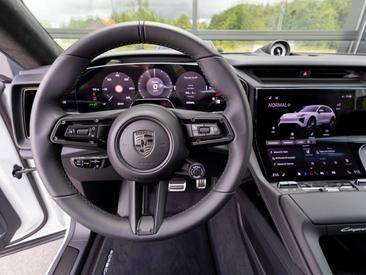 Porsche Cayenne E4 Turbo Electric — photo 16