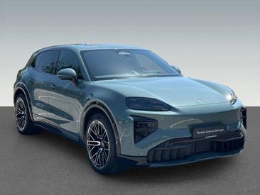 Porsche Cayenne E4 Turbo Electric — photo 7