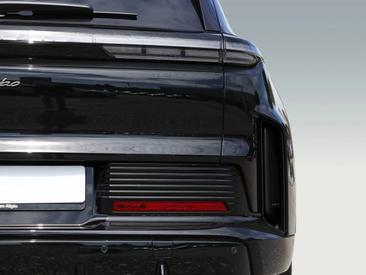Porsche Cayenne E4 Turbo Electric — photo 8