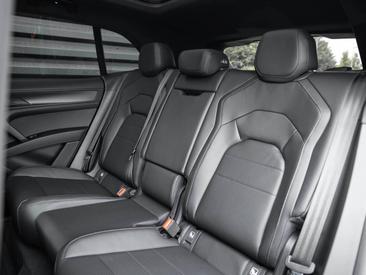 Porsche Cayenne E4 Turbo Electric — photo 13