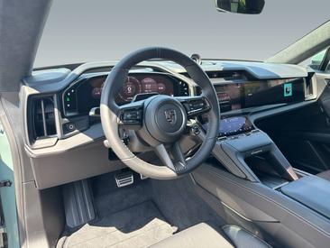 Porsche Cayenne E4 Turbo Electric — photo 13