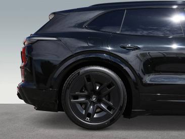 Porsche Cayenne E4 Turbo Electric — photo 12
