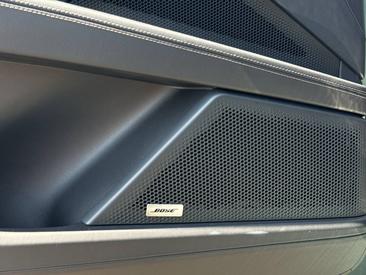 Porsche Cayenne E4 Turbo Electric — photo 14