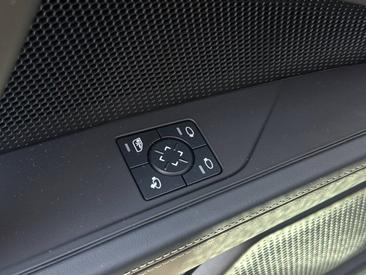 Porsche Cayenne E4 Turbo Electric — photo 16