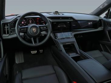 Porsche Cayenne E4 Turbo Electric — photo 16