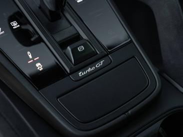 Porsche Cayenne III Turbo GT — photo 30