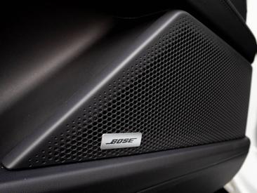 Porsche Cayenne E4 Turbo Electric — photo 29