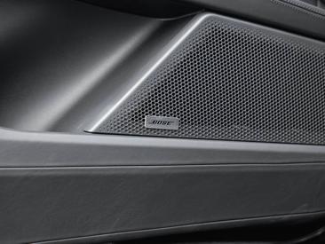 Porsche Cayenne E4 Turbo Electric — photo 22