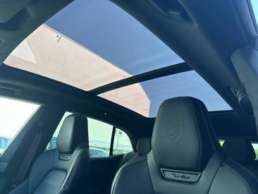 Porsche Cayenne E4 Turbo Electric — photo 21