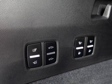 Porsche Cayenne E4 Turbo Electric — photo 37