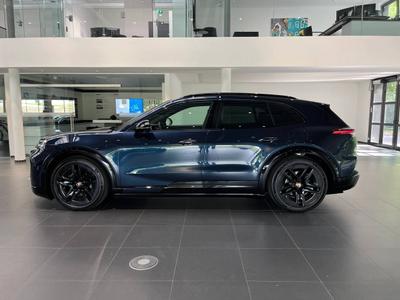 Porsche Cayenne E4 Electric