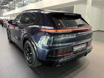 Porsche Cayenne E4 Electric — photo 3