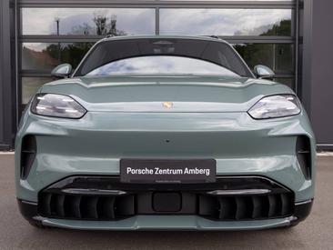 Porsche Cayenne E4 Electric — photo 8
