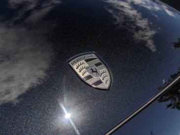 Porsche Cayenne E4 Turbo Electric — photo 12