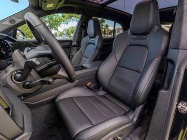 Porsche Cayenne E4 Turbo Electric — photo 20