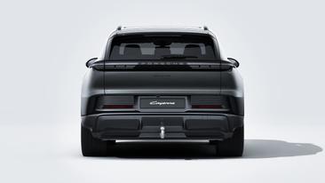 Porsche Cayenne E4 Electric — photo 7