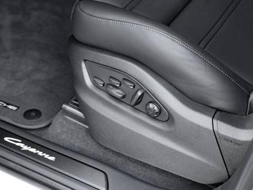Porsche Cayenne III Turbo GT — photo 19