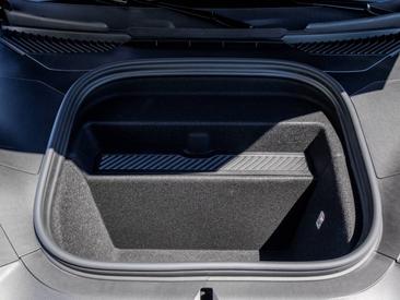 Porsche Cayenne E4 Turbo Electric — photo 34