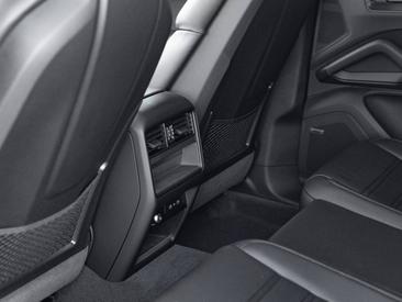 Porsche Cayenne III Turbo GT — photo 26
