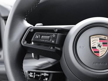 Porsche Cayenne III Turbo GT — photo 33