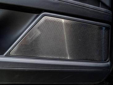 Porsche Cayenne E4 Turbo Electric — photo 47