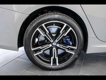 BMW Série 3 330e XDrive — photo 8