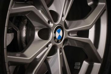 BMW X4 XLine XDrive20i — photo 31