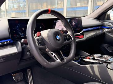 BMW M5 — photo 8