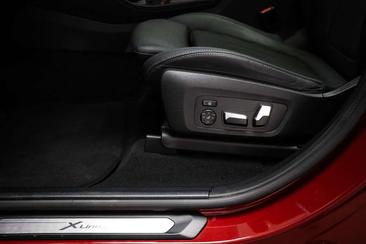 BMW X4 XLine XDrive20i — photo 33