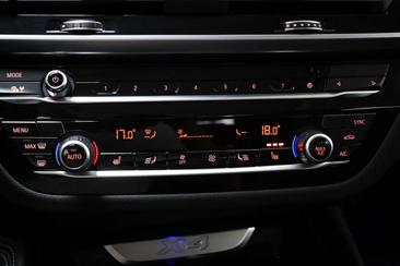 BMW X4 XLine XDrive20i — photo 43
